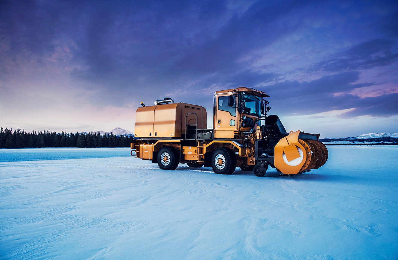 Oshkosh Airport Products ARFF & Snow Removal Trucks