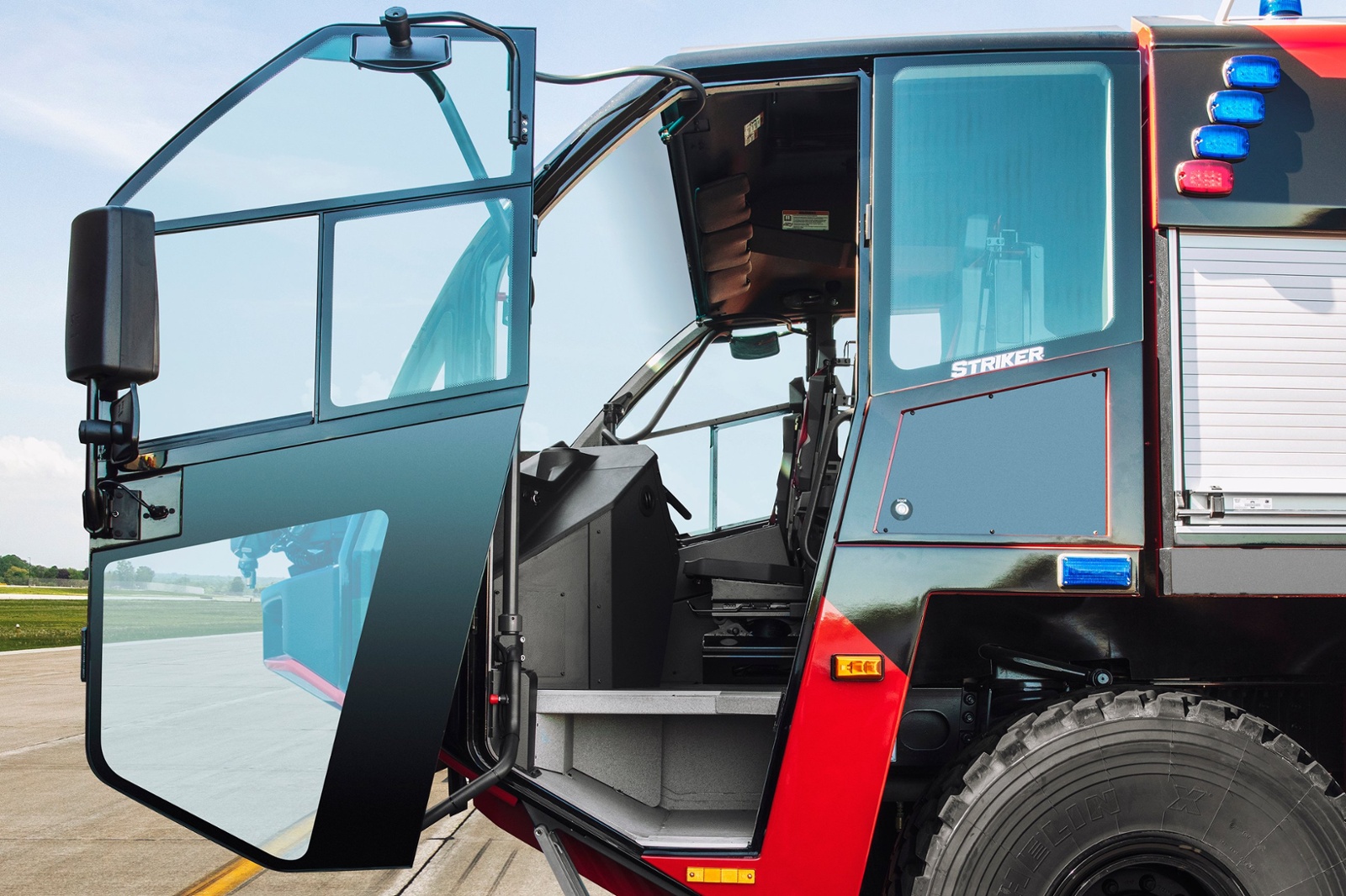 Oshkosh ARFF Striker Bus Style Doors