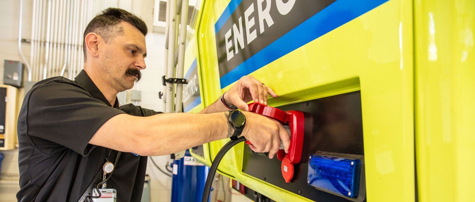 Striker-Volterra-Electric-ARFF_Battery-Charging
