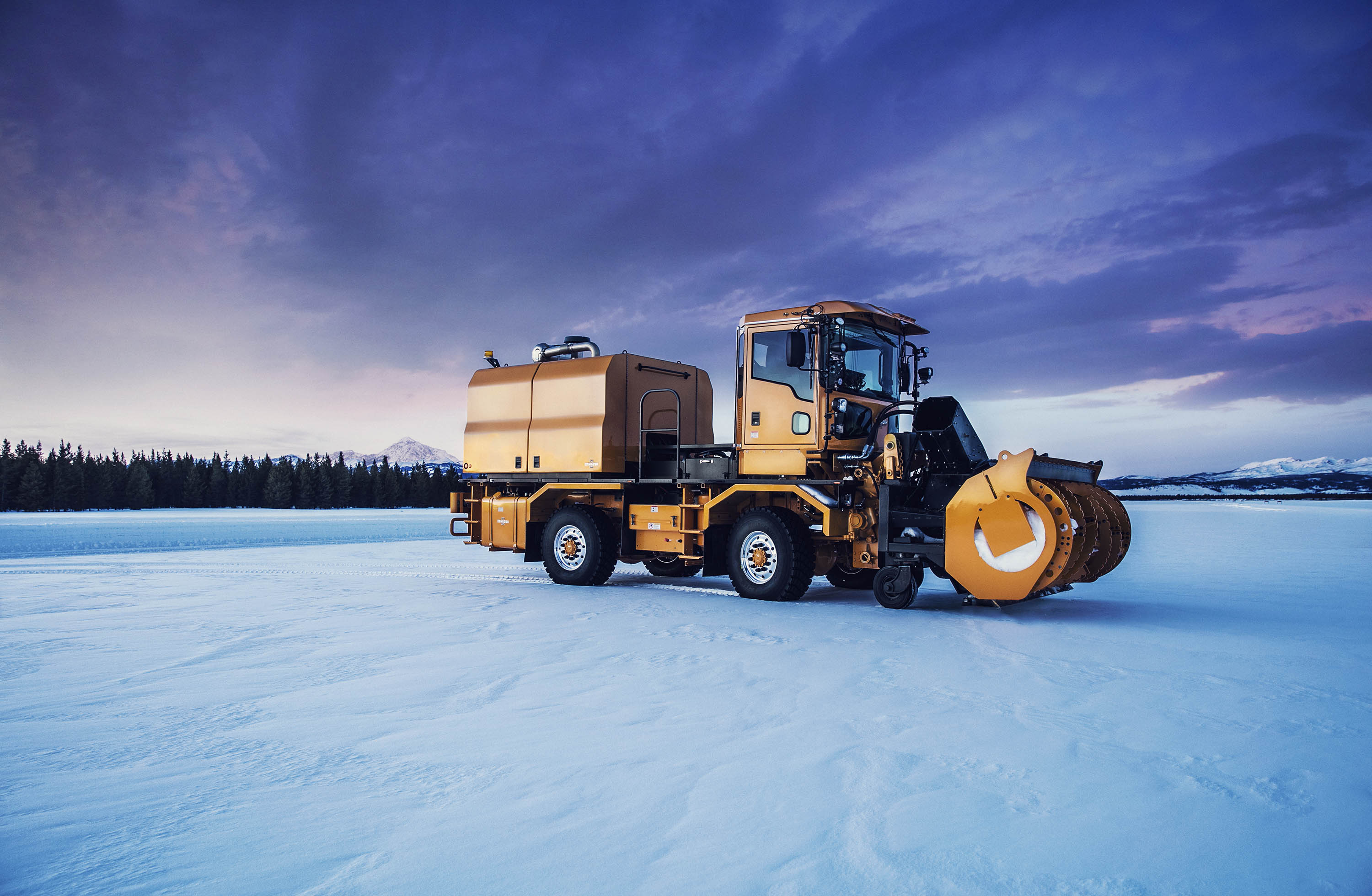 TWO OSHKOSH HSERIES SINGLE ENGINE SNOW BLOWERS DELIVERED TO THE